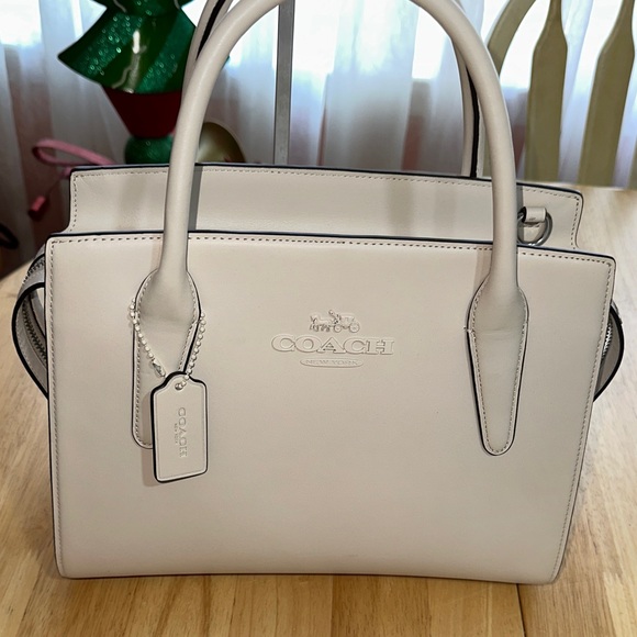 Coach NWOT Beige Satchel Bag Missing Crossbody Strap - Picture 6 of 11